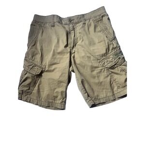UNIONBAY Mens Cargo Shorts Khaki Tan Size 32 Utility Pockets Casual Outdoor
